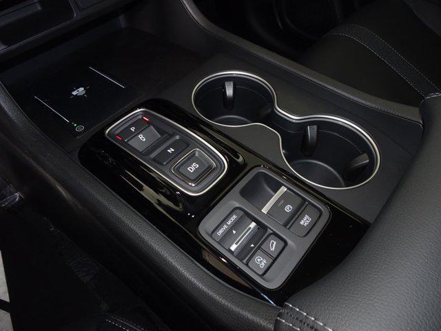 new 2025 Honda Pilot car, priced at $47,085