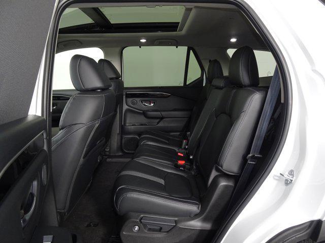 new 2025 Honda Pilot car, priced at $47,085