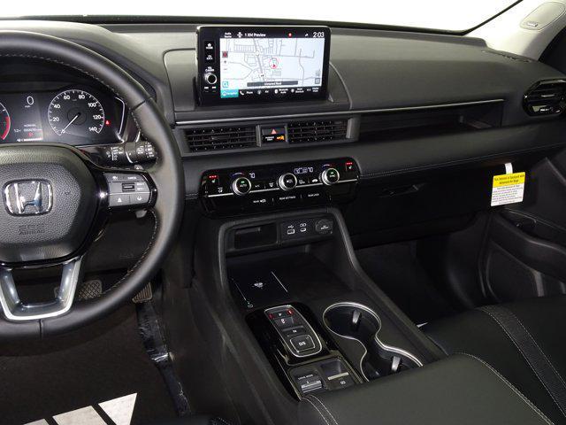 new 2025 Honda Pilot car, priced at $47,085