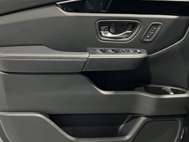 new 2025 Honda Pilot car, priced at $48,550