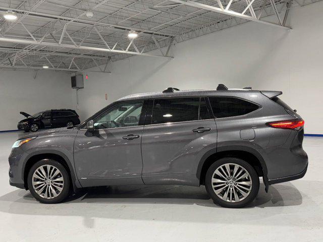 used 2022 Toyota Highlander Hybrid car, priced at $36,829