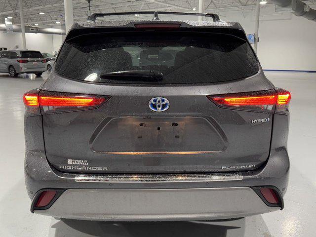 used 2022 Toyota Highlander Hybrid car, priced at $36,829