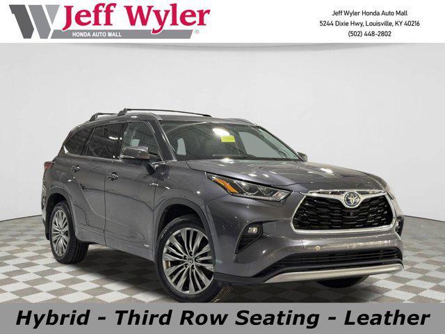 used 2022 Toyota Highlander Hybrid car, priced at $36,136