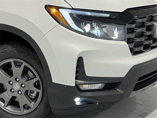 new 2025 Honda Passport car, priced at $44,460