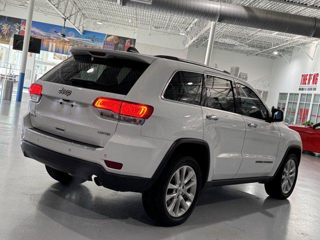 used 2017 Jeep Grand Cherokee car, priced at $13,813