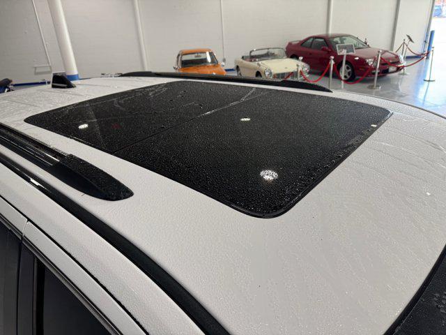 used 2017 Jeep Grand Cherokee car, priced at $13,813