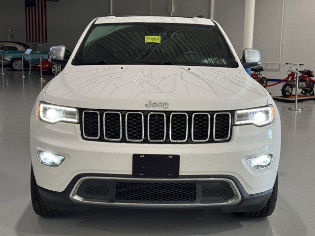 used 2017 Jeep Grand Cherokee car, priced at $13,813