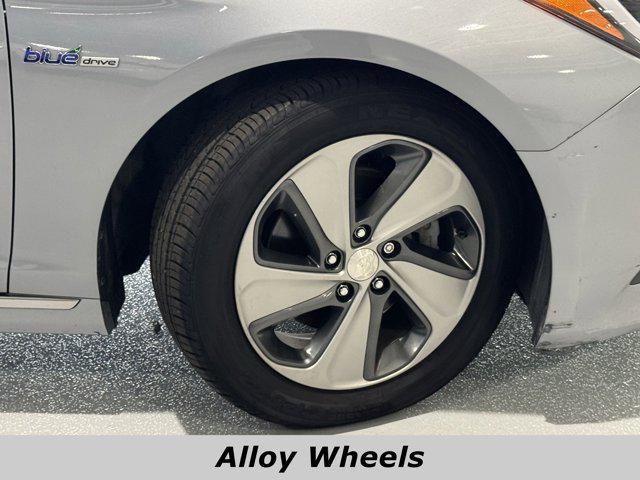 used 2016 Hyundai Sonata Hybrid car, priced at $10,117