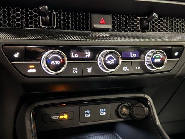 new 2026 Honda CR-V Hybrid car, priced at $42,075