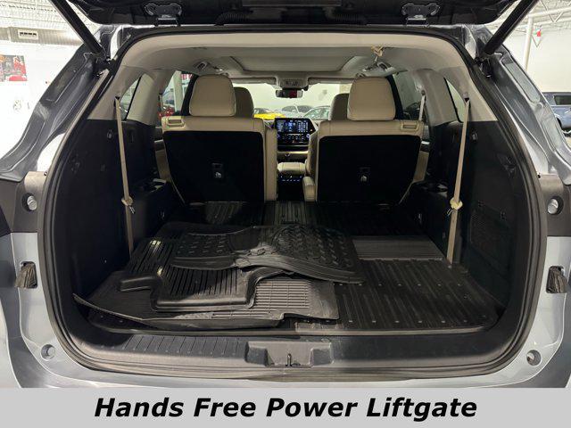 used 2022 Toyota Highlander car, priced at $36,415