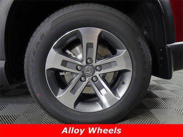 new 2025 Honda Pilot car, priced at $45,576