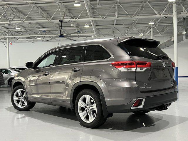 used 2018 Toyota Highlander car, priced at $23,637