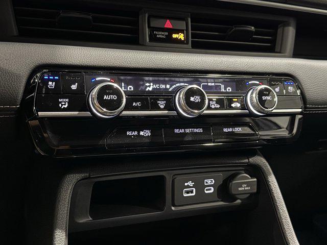 new 2025 Honda Pilot car, priced at $52,715