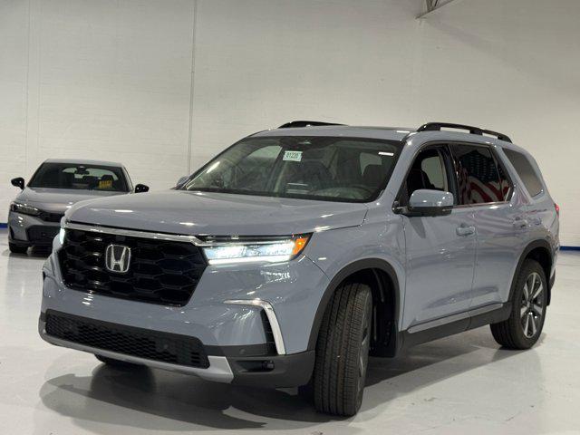 new 2025 Honda Pilot car, priced at $51,375