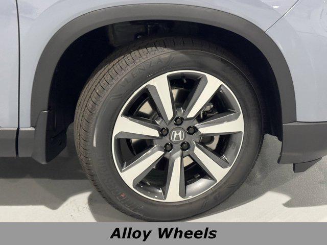 new 2025 Honda Pilot car, priced at $51,375