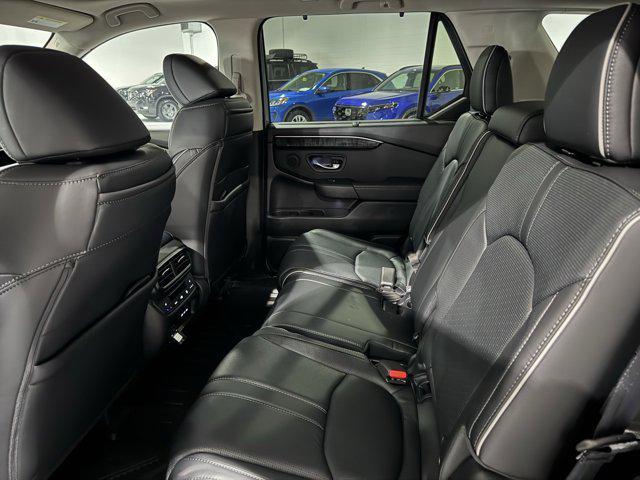 new 2025 Honda Pilot car, priced at $52,715