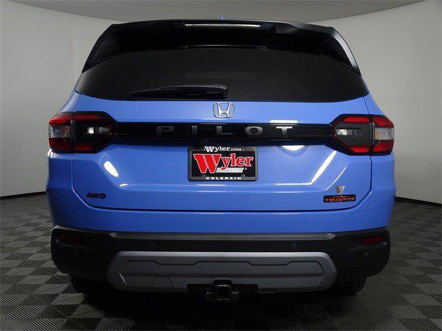 new 2025 Honda Pilot car, priced at $47,642
