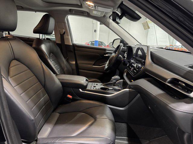 used 2023 Toyota Highlander car, priced at $35,839