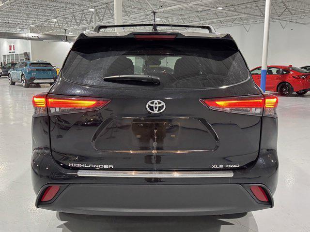 used 2023 Toyota Highlander car, priced at $35,839