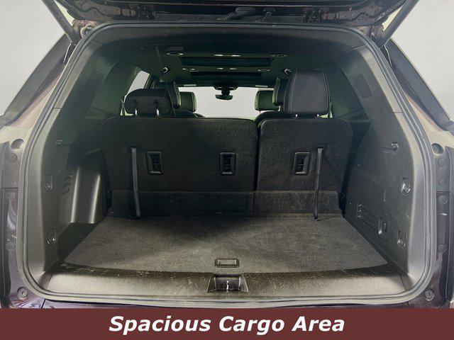 used 2022 Chevrolet Traverse car, priced at $31,943