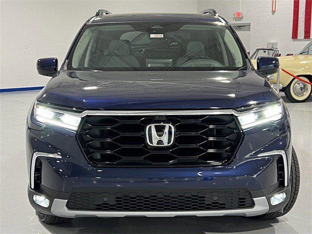 new 2025 Honda Pilot car, priced at $53,030