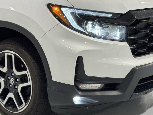 used 2022 Honda Passport car, priced at $33,468