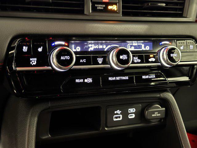 new 2025 Honda Pilot car, priced at $54,715