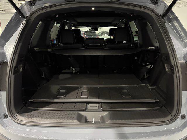 new 2025 Honda Pilot car, priced at $54,715