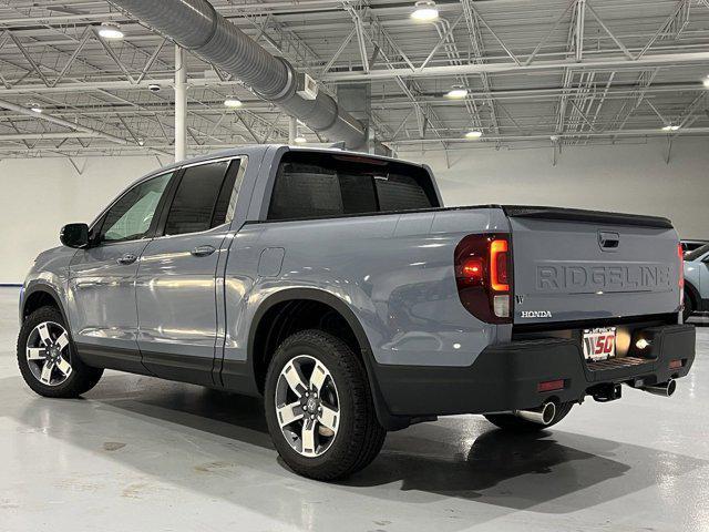 new 2025 Honda Ridgeline car, priced at $40,118