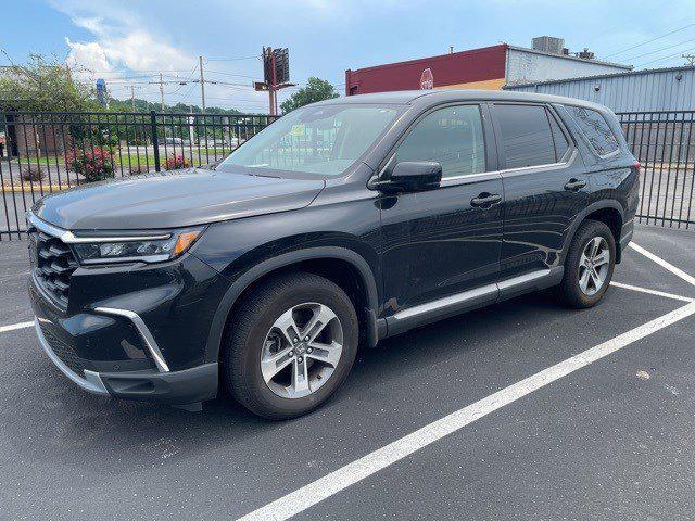 used 2025 Honda Pilot car, priced at $47,050