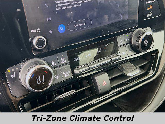 used 2023 Toyota Highlander car, priced at $37,896