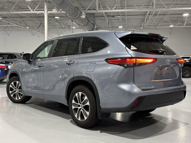 used 2023 Toyota Highlander car, priced at $38,056