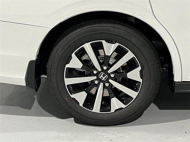 new 2025 Honda Odyssey car, priced at $40,480