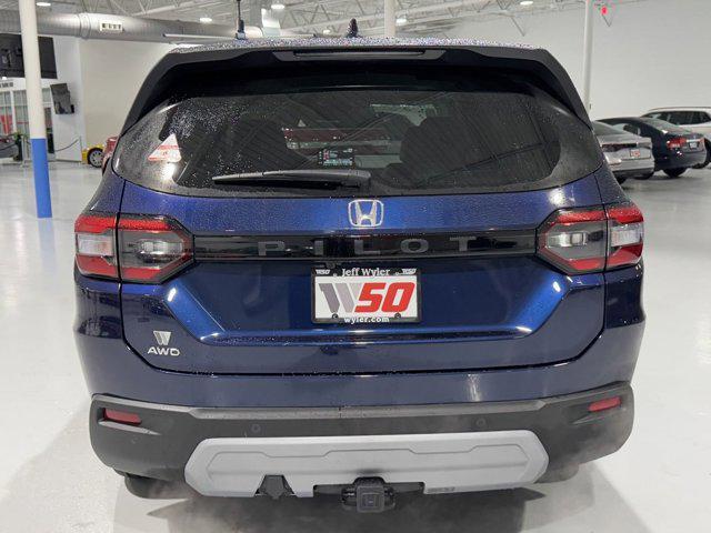 new 2025 Honda Pilot car, priced at $45,549