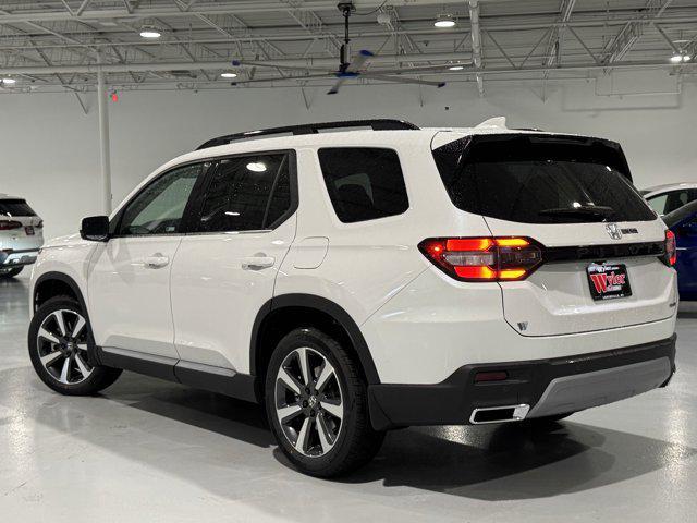 new 2025 Honda Pilot car, priced at $46,905