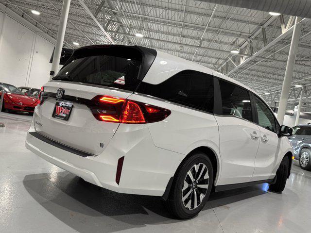 new 2025 Honda Odyssey car, priced at $40,907
