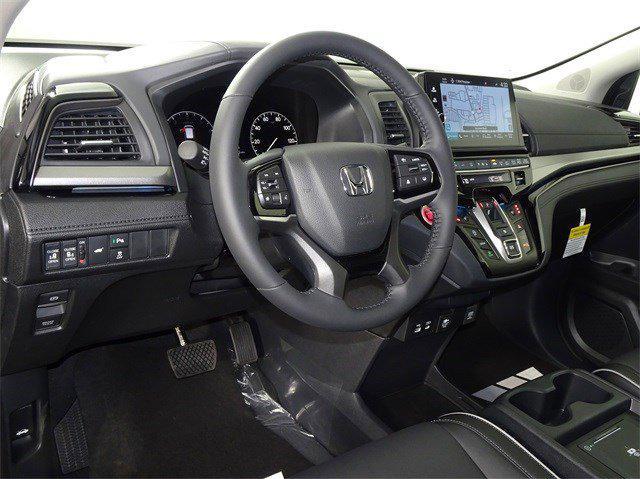 new 2026 Honda Odyssey car, priced at $45,334