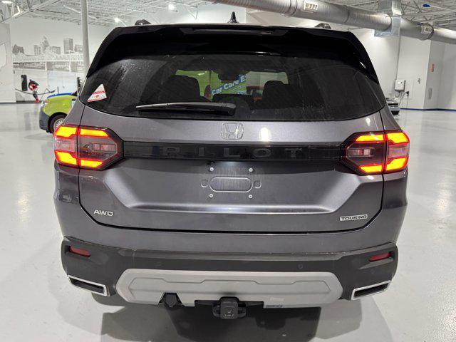 used 2025 Honda Pilot car, priced at $46,214