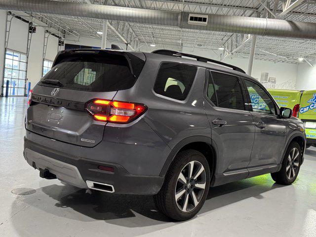 used 2025 Honda Pilot car, priced at $46,214