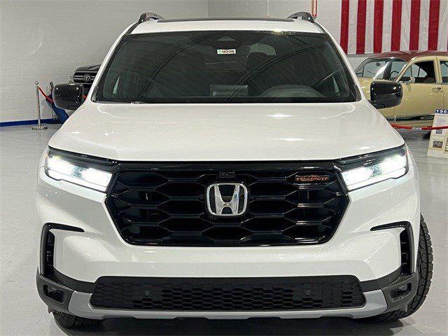 new 2025 Honda Pilot car, priced at $48,587