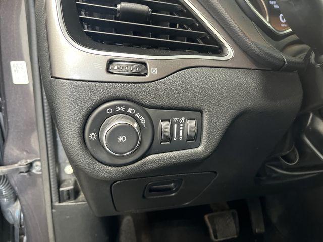 used 2019 Jeep Cherokee car, priced at $17,500