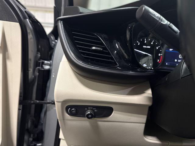 used 2023 Buick Envision car, priced at $22,900