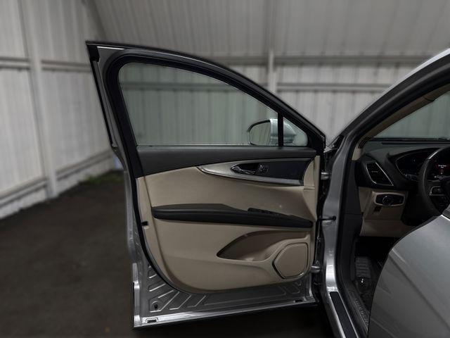 used 2019 Lincoln Nautilus car, priced at $20,000