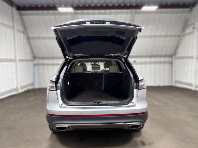 used 2019 Lincoln Nautilus car, priced at $20,000