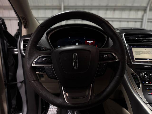 used 2019 Lincoln Nautilus car, priced at $20,000