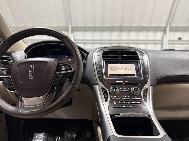 used 2019 Lincoln Nautilus car, priced at $20,000