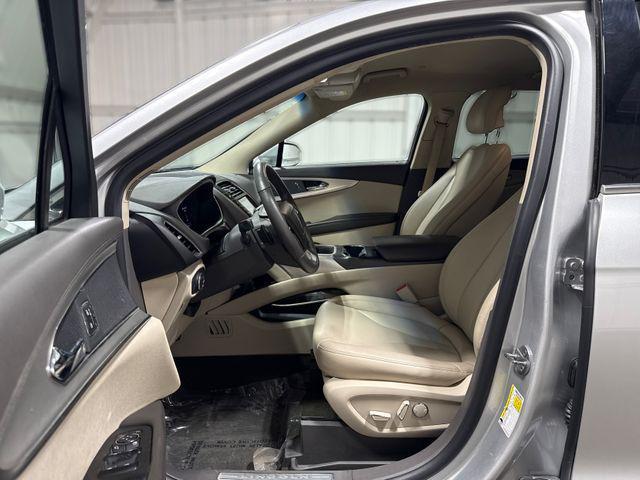 used 2019 Lincoln Nautilus car, priced at $20,000