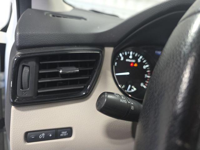 used 2020 Nissan Rogue Sport car, priced at $20,000