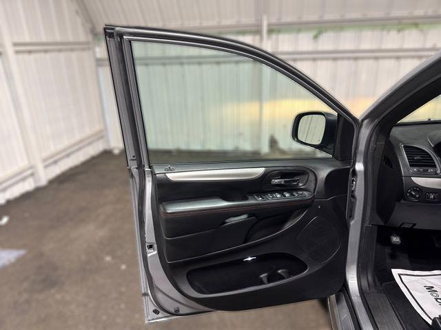 used 2019 Dodge Grand Caravan car, priced at $26,000