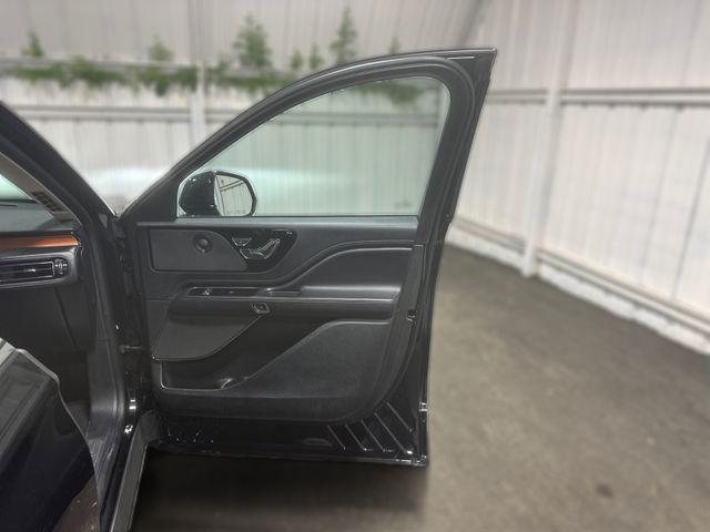 used 2020 Lincoln Aviator car, priced at $33,000